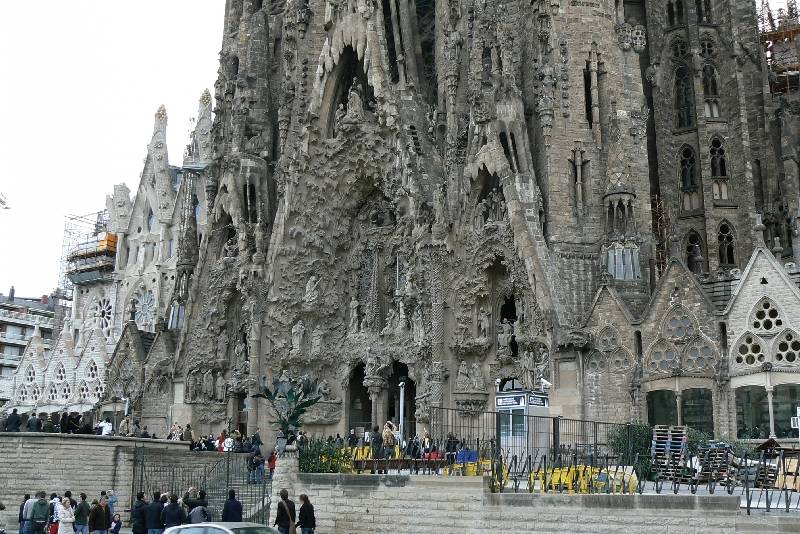 25 Sagrada Familia